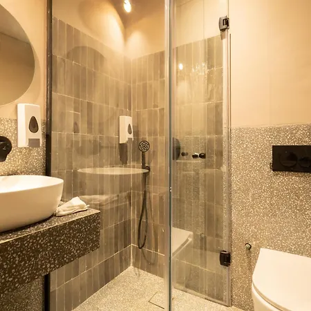 Twenty Six Anfa Luxury Residence By Shortstaycasa-Central-Parking 卡萨布兰卡 外观 照片