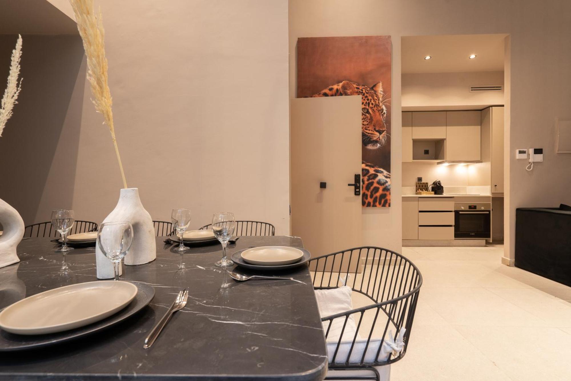 Apartment Twenty Six Anfa Luxury By Shortstaymaroc -hyper Centre -parking