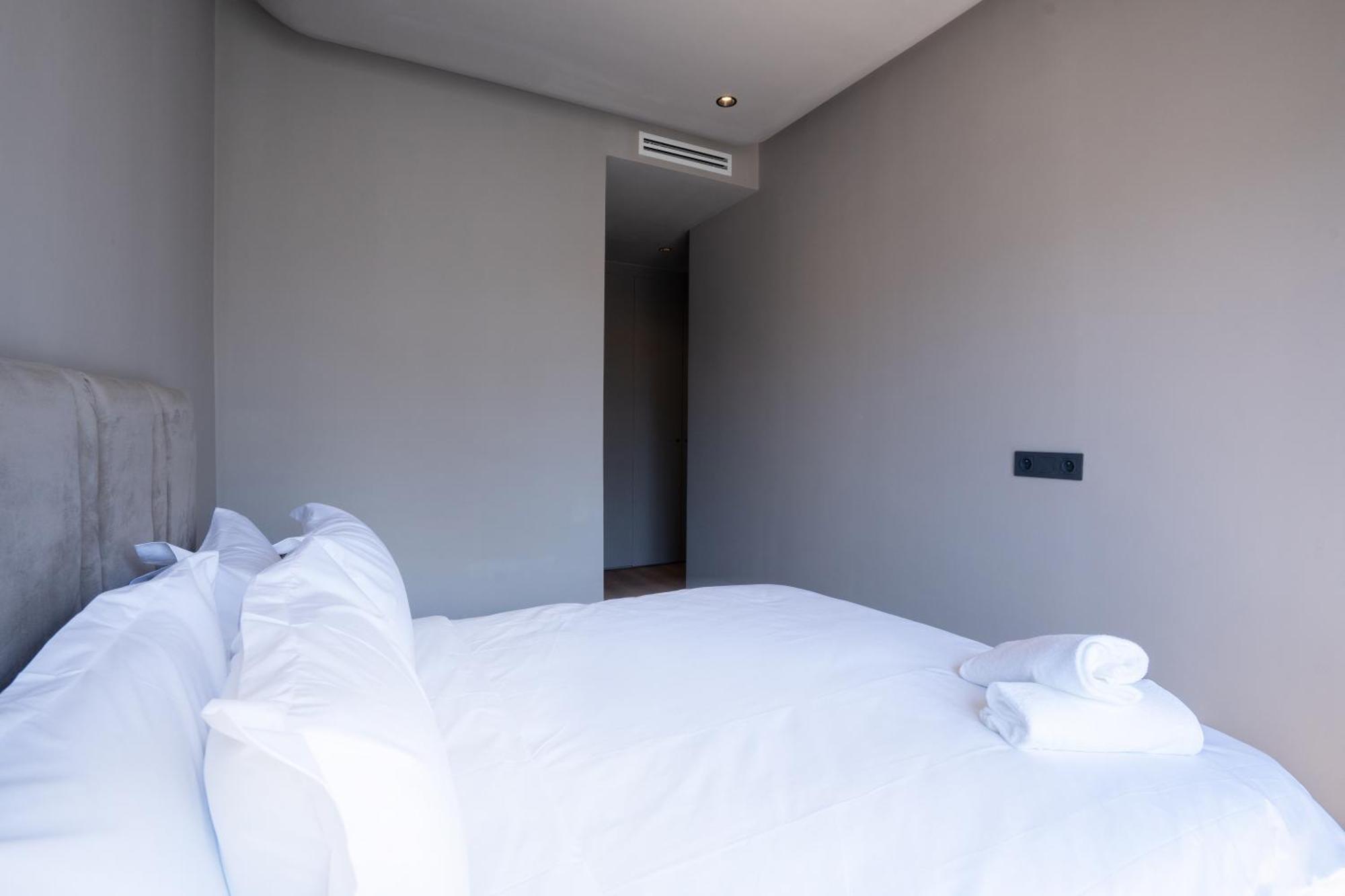 Twenty Six Anfa Luxury By Shortstaymaroc -hyper Centre -parking Apartment Casablanca