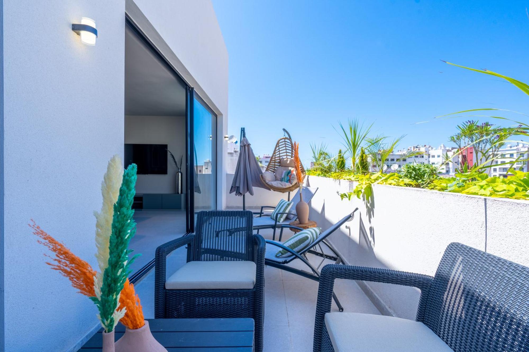 Twenty Six Anfa Luxury By Shortstaymaroc -hyper Centre -parking Apartment