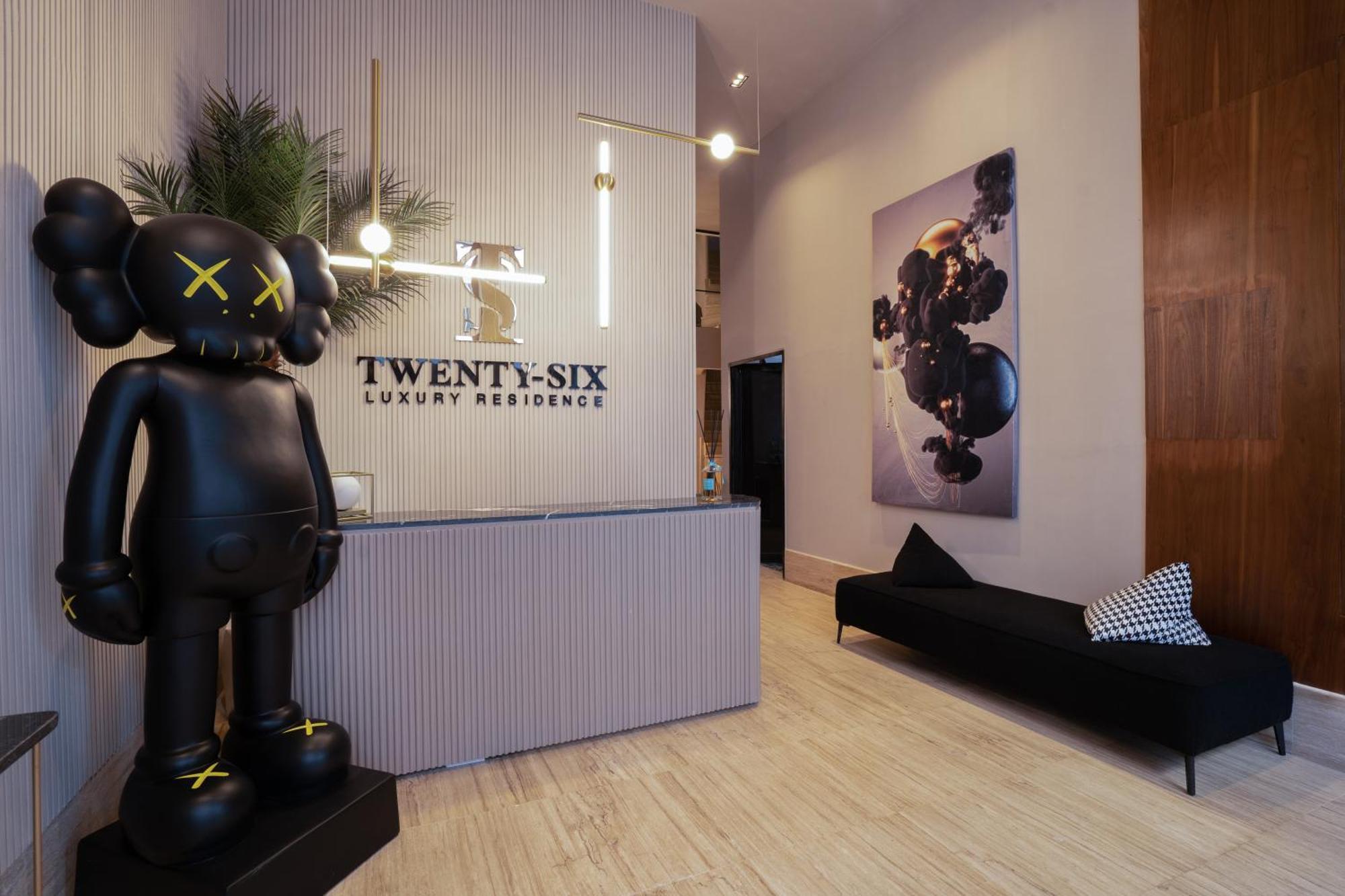 Twenty Six Anfa Luxury By Shortstaymaroc -hyper Centre -parking Apartment *